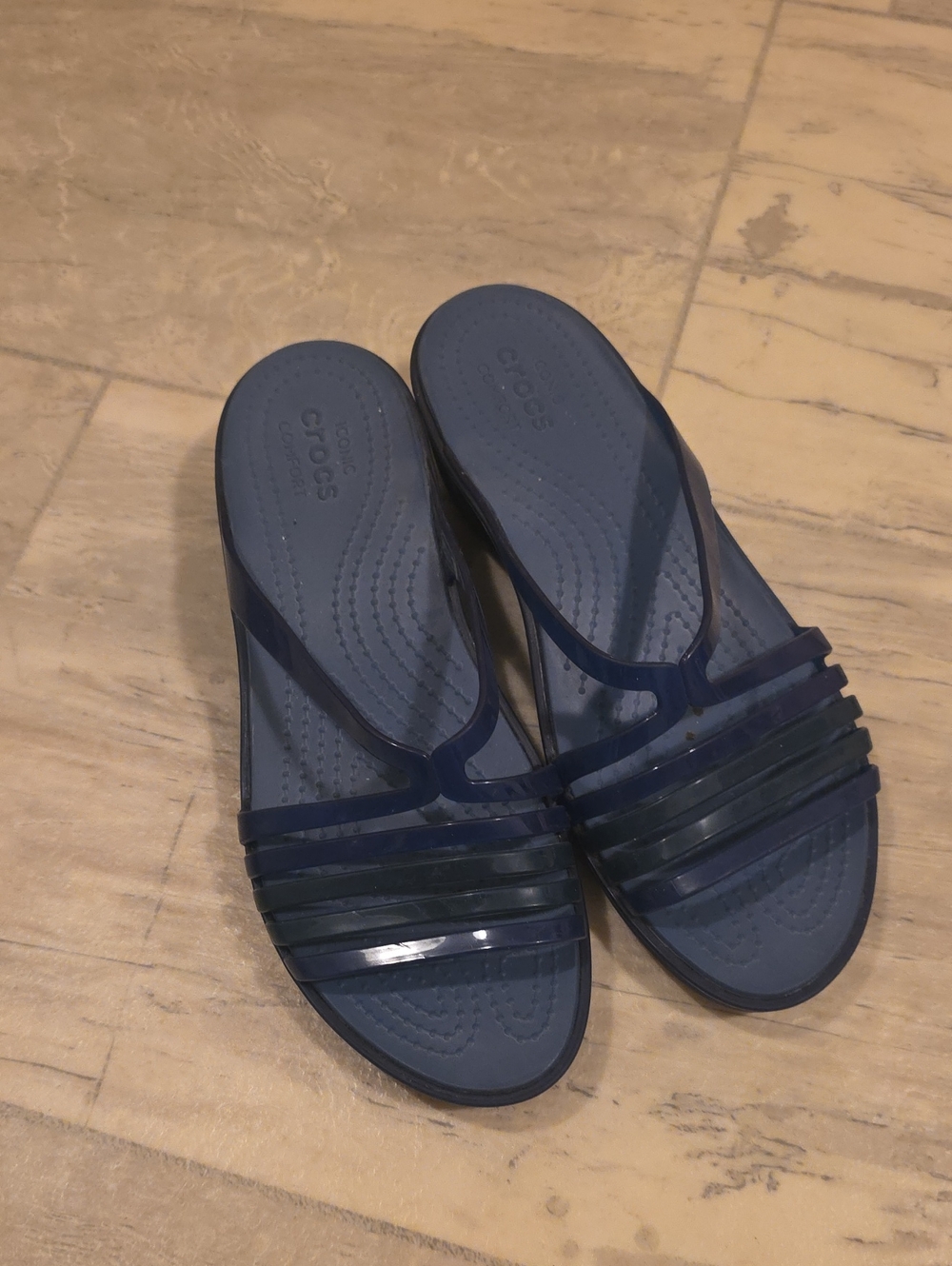 Crocs sz 7 Blue Strappy Sandals